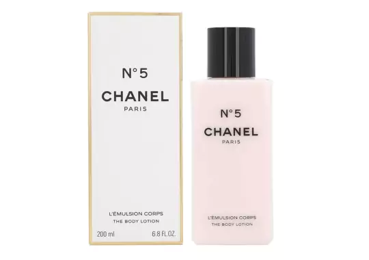 Chanel-No.-5-The-Body-Lotion.